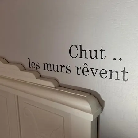 La Glycinière Couette-café